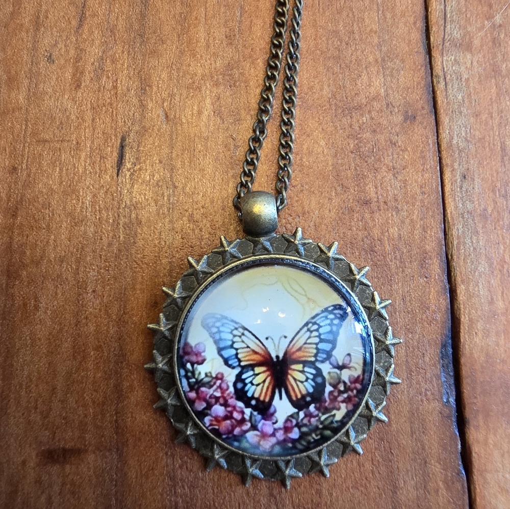 Butterfly Cabochon On Round Bronze Toned Pendant + 22 Inch Chain Necklace